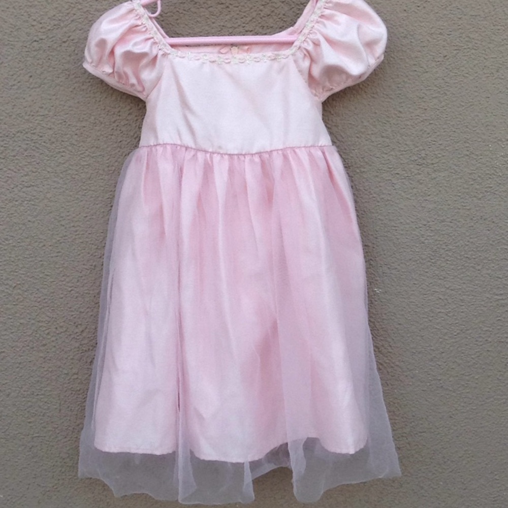 Toddler pretty in pink dress size 3T